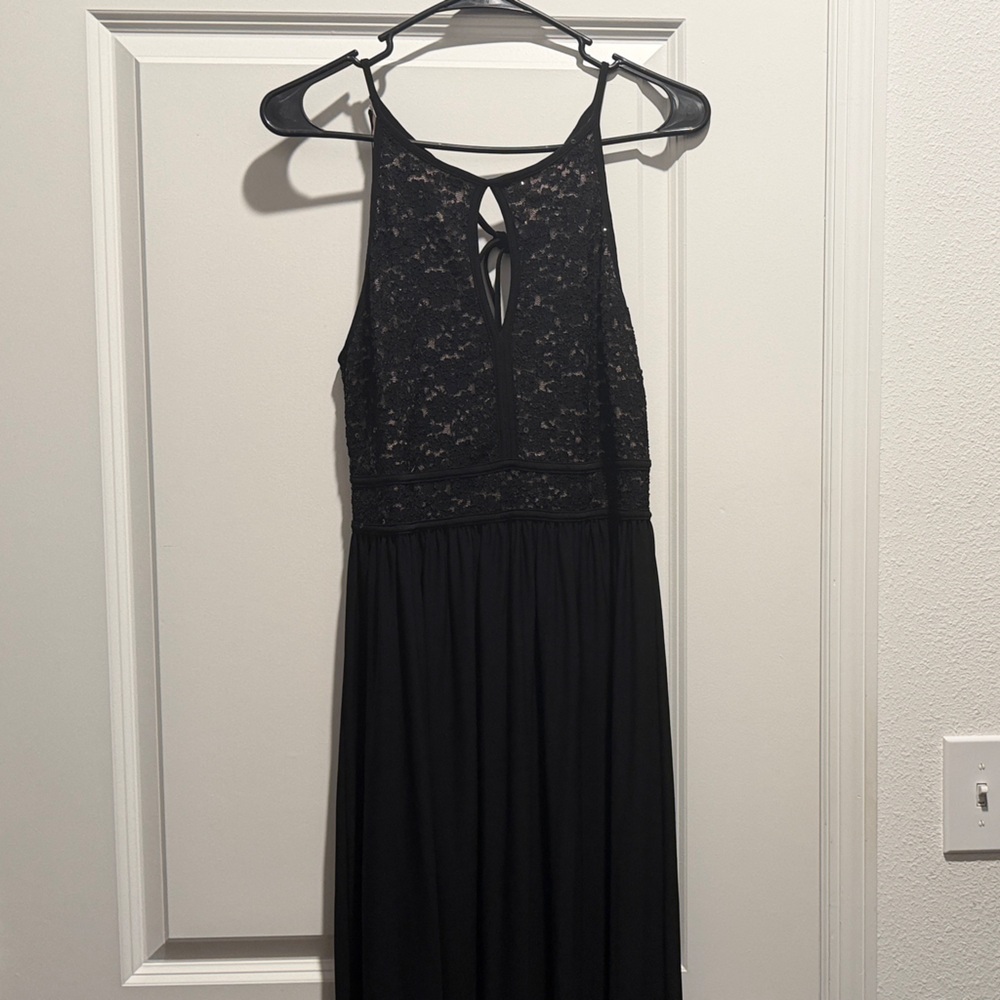 Chic Black Lace Backless Dress